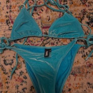 Triangl Vinca Velvet Blue Bikini Set